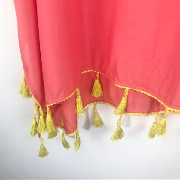 C&T Beach Coral Lily Beach Cover Up - Picture 7 of 10